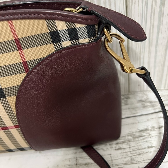 Burberry Nova Check Crossbody Clutch Bag Plaid Burgundy Leather Trim - Picture 3 of 12